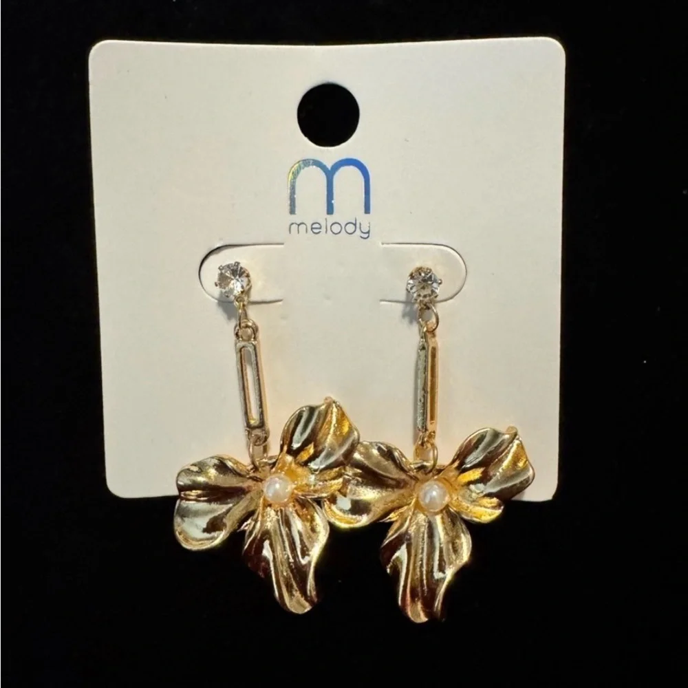 Gold Statement Earring Bundle–Heart Drop+Bow Earrings Set–Feminine Glam Jewelry - Picture 2 of 4